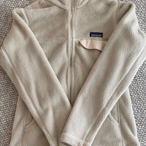 PATAGONIA re tool fleece zip up jacket cream